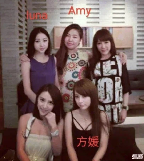 黑料门独家爆料吃瓜：知名明星私生活惊人细节曝光，震惊全网引发热议！