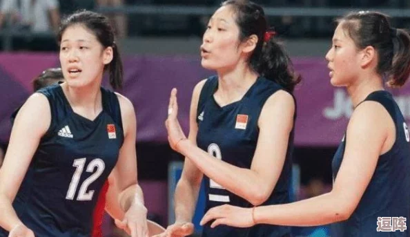 甘雨的腿法娴熟脚法，引发全网热议！网友称其技巧堪比职业运动员，震惊足坛界！