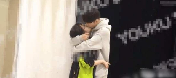 震惊！国产精品伦子伦露脸，国内外网友热议其大胆表现，话题迅速引发广泛关注！