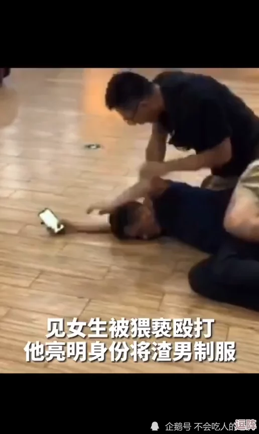 大白屁股白浆XXⅩSS引发热议,网友纷纷表示对这一现象感到惊讶与好奇,讨论其背后的文化意义和社会影响 大白屁股白浆XXⅩSS引发热议,网友纷纷表示对这一现象感到惊讶与好奇,讨论其背后的文化意义和社会影响