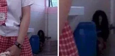 震惊!美女如厕全景沟厕后拍,竟然拍到这样的惊人画面,让人难以置信! 震惊!美女如厕全景沟厕后拍,竟然拍到这样的惊人画面,让人难以置信!