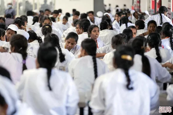 中国卖婬BBw护士多毛：性产业中的女性角色与社会文化影响的研究分析